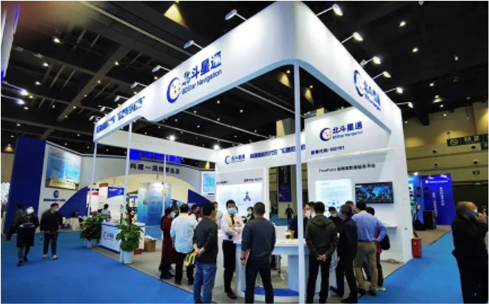 高精度定位天線